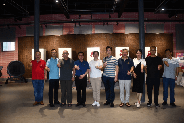 湖南益陽(yáng)茶廠來(lái)我廠開(kāi)展交流合作